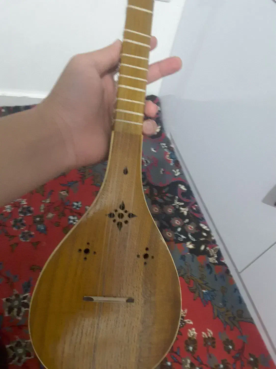 سه تار|سازهای سنتی|تبریز, |دیوار