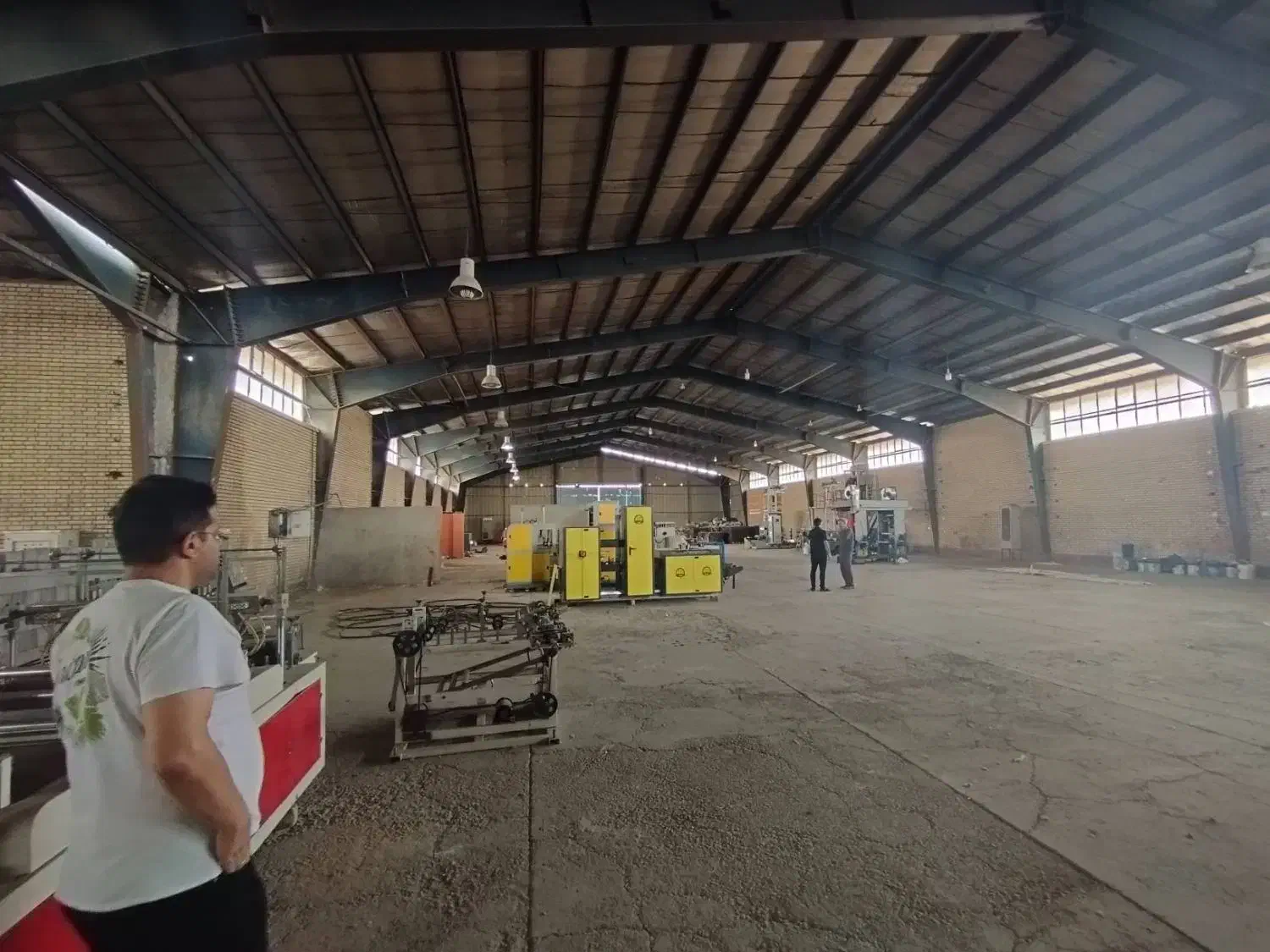 اجاره ۸۳۰۰ متر سوله فول امکانات در اتوبان ساوه|اجارهٔ دفتر صنعتی، کشاورزی، تجاری|زاویه, |دیوار