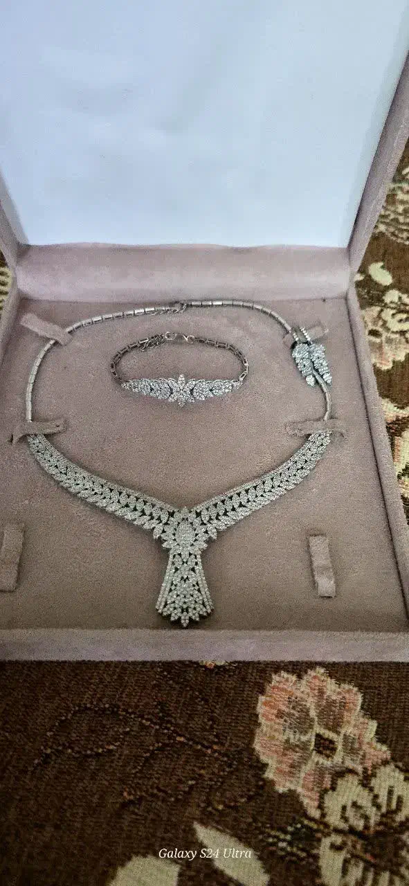 سرویس نقره|جواهرات|قم, هفت تیر|دیوار