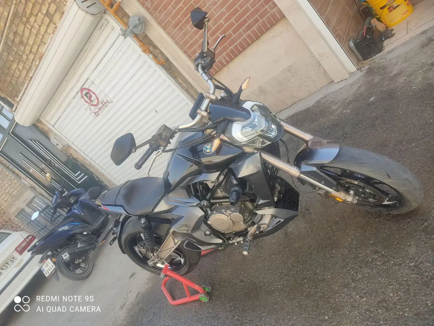 زونتس وی|موتورسیکلت|یزد, |دیوار