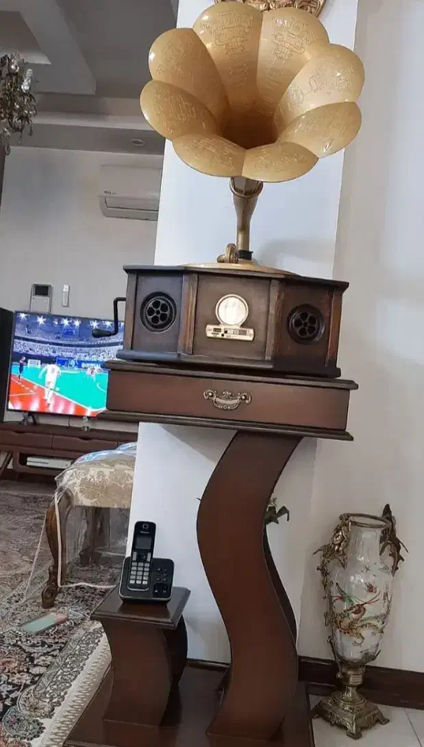 گرامافون|کلکسیون اشیاء عتیقه|جوکار, |دیوار