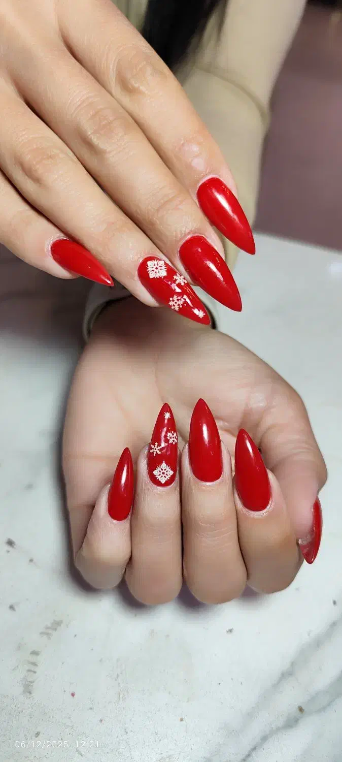 کاشت و ترمیم ناخن(تخفبیف استثنایی)|خدمات آرایشگری و زیبایی|تهران, دریا|دیوار