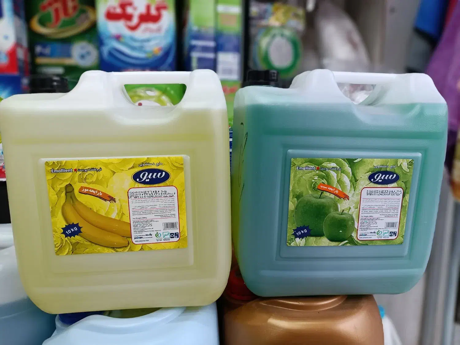 مایع شرکتی اصل درجه یک گلی گلرنگ سافتلن سیو|مواد شوینده و دستمال کاغذی|قم, قلعه کامکار|دیوار