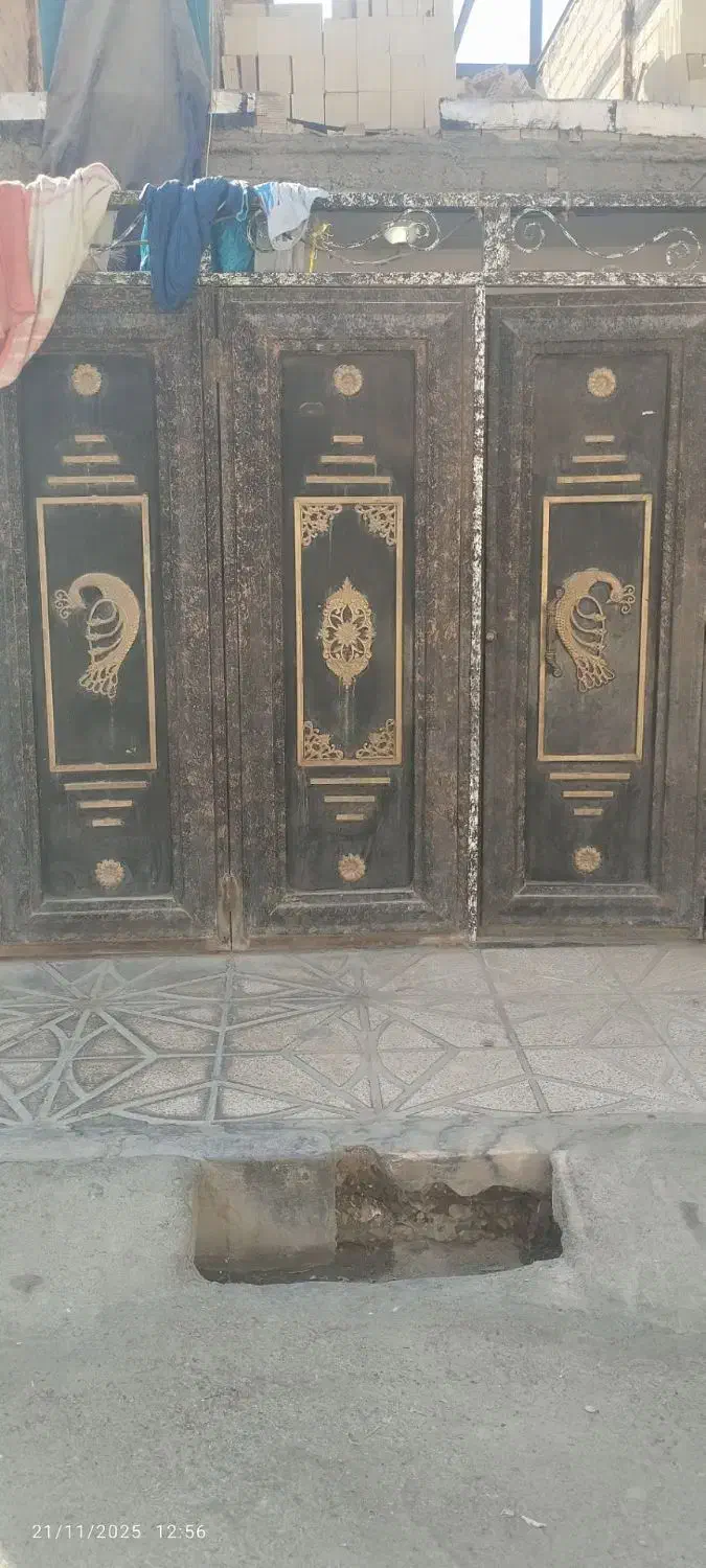 درب اهنی|مصالح و تجهیزات ساختمان|رباط‌کریم, شترخوار|دیوار