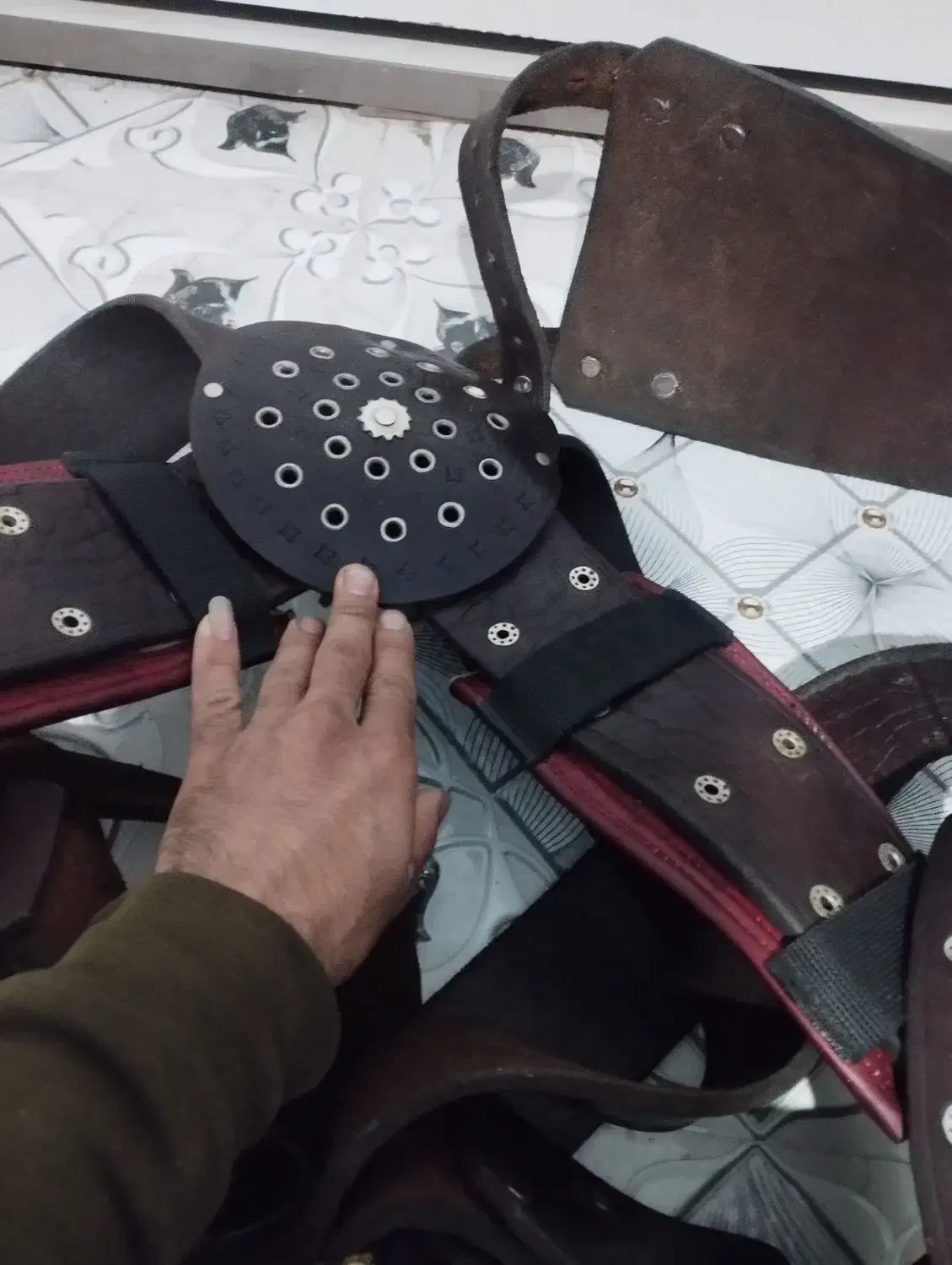 هیکلی و وسایل علامت|کلکسیون اشیاء عتیقه|قزوین, |دیوار