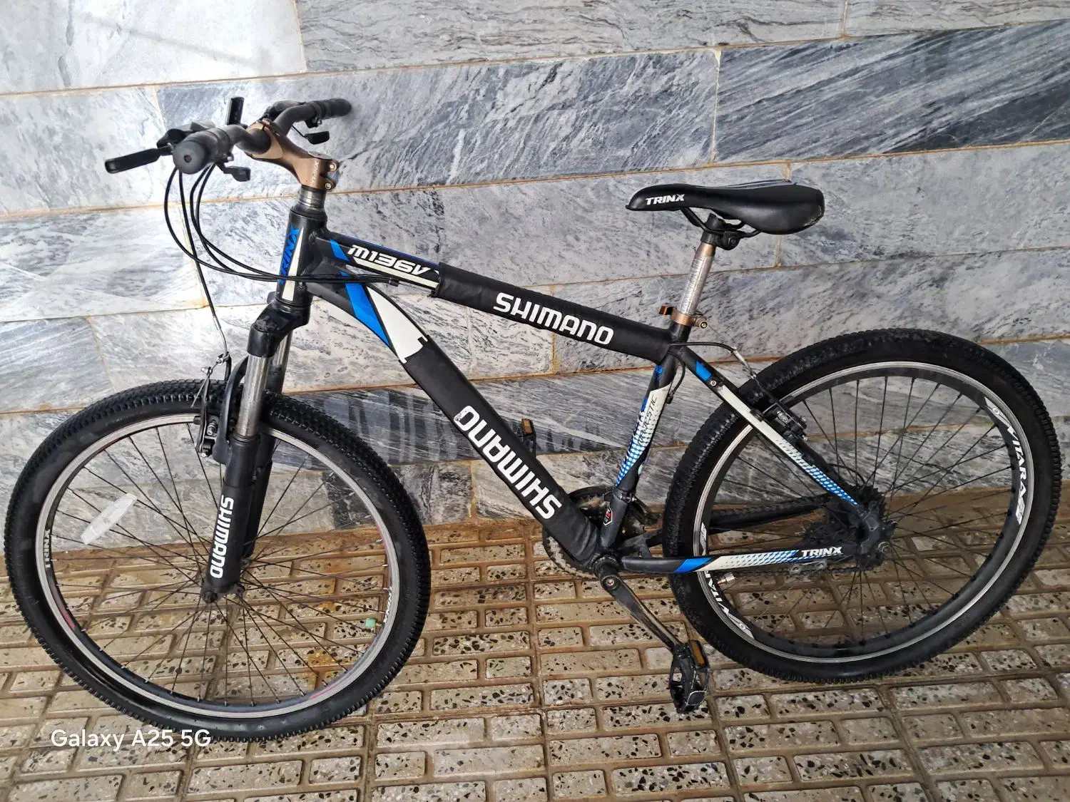 دوچرخه ۲۶|دوچرخه، اسکیت، اسکوتر|صحنه, |دیوار