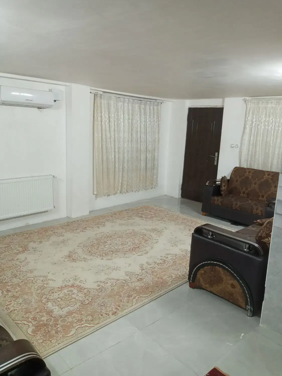 سوئیت نو ساز با کولر اسپیلت و درب ریموت کنترل|اجارهٔ کوتاه‌مدت آپارتمان و سوئیت|لنگرود, |دیوار