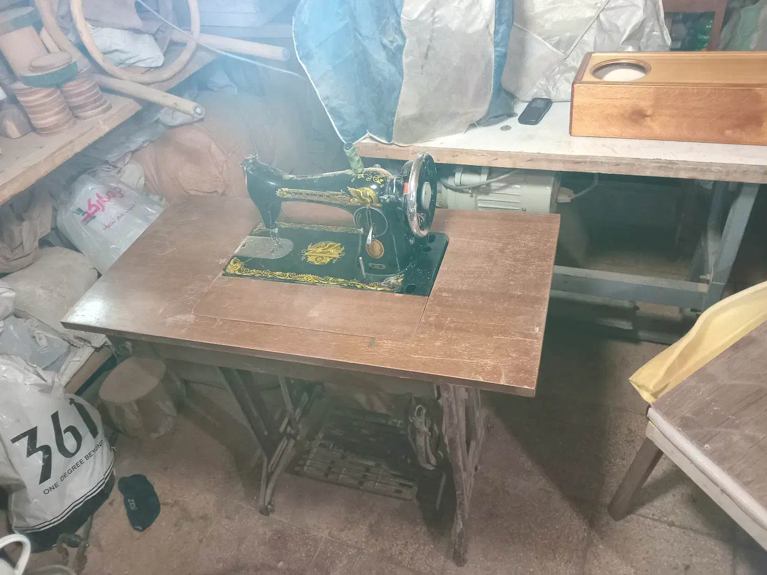 چرخ خیاطی قدیمی ( آنتیک ) سینگر اصل|چرخ خیاطی و ریسندگی|تهران, خواجه نظام الملک|دیوار