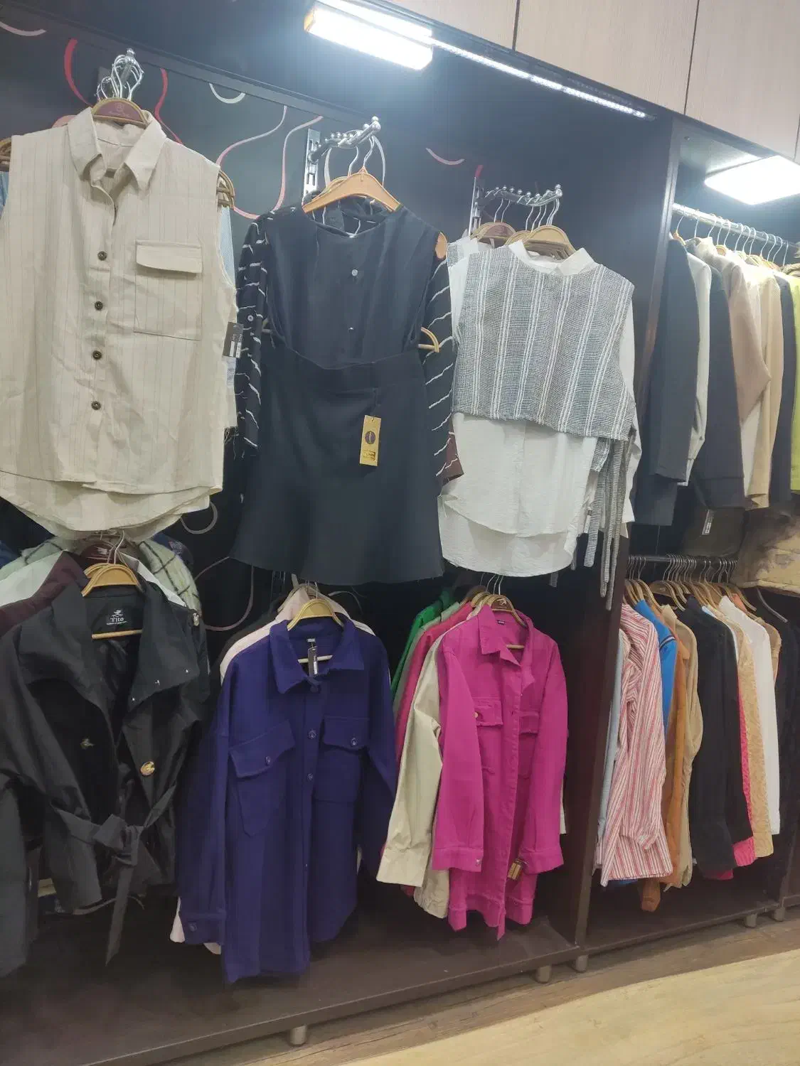 فروش لباسهای بوتیک زیرقیمت فاکتور|فروشگاه و مغازه|شاهین‌شهر, فردوسی|دیوار