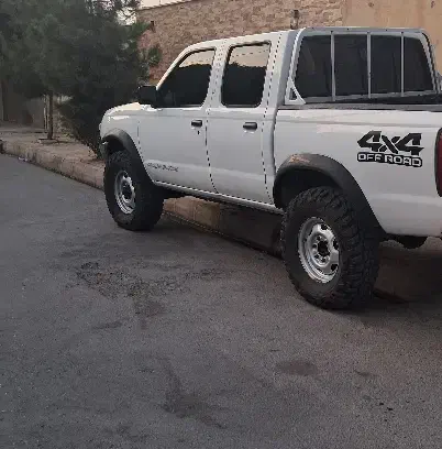 تعدادی لوازم نیسان پیکاپ ژاپنی|قطعات یدکی و لوازم جانبی|هشتگرد, شهرک بعثت|دیوار