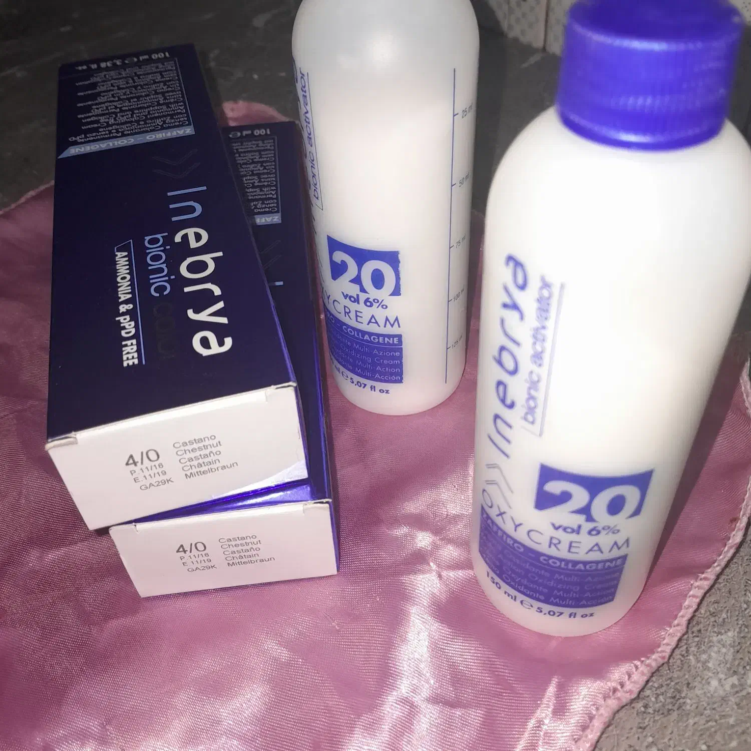 رنگ موی سر|آرایشگاه و سالن‌های زیبایی|قم, هفت تیر|دیوار