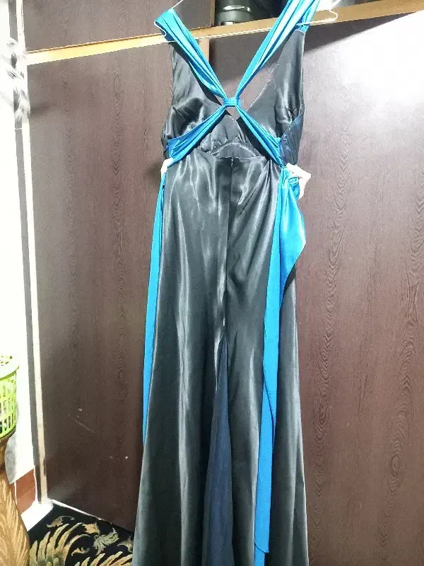 لباس مجلسی|لباس|گناباد, |دیوار