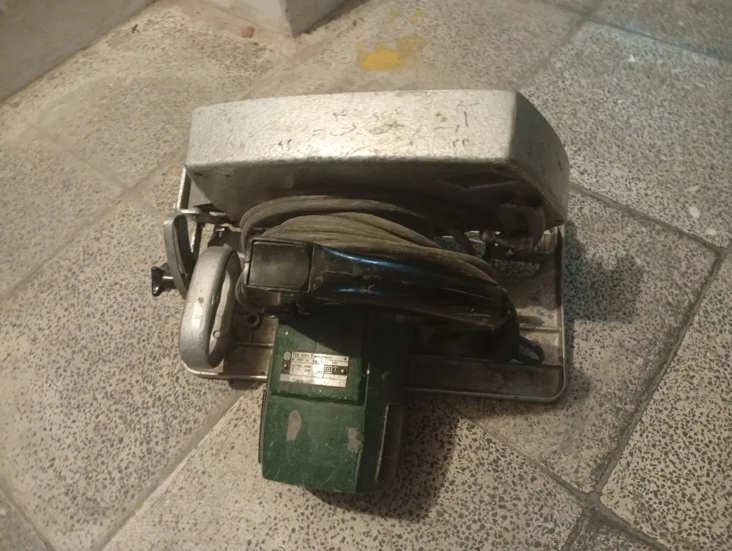 اره دیسکی قدیمی پرقدرت|ابزارآلات|فردیس, شهرک راه آهن|دیوار