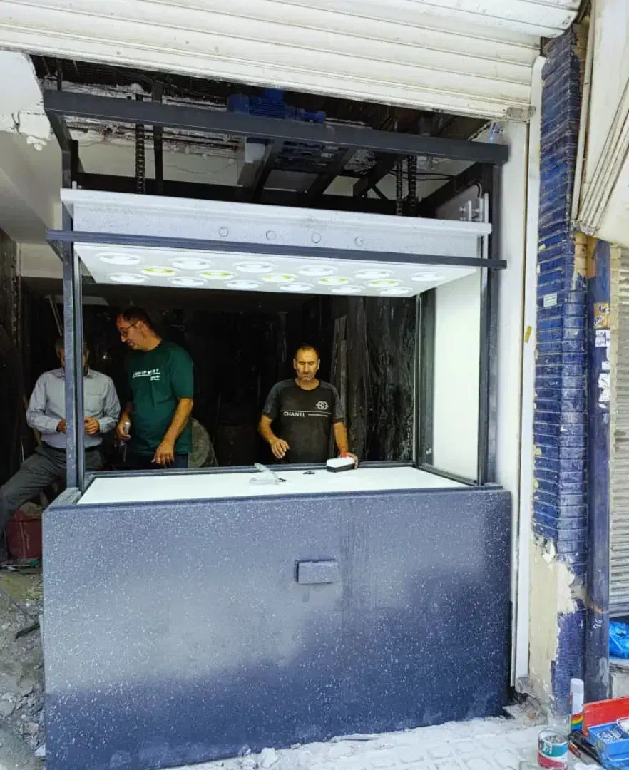 گاوصندوق با شیشه ضدگلوله. 33m.|ابزارآلات|همدان, |دیوار