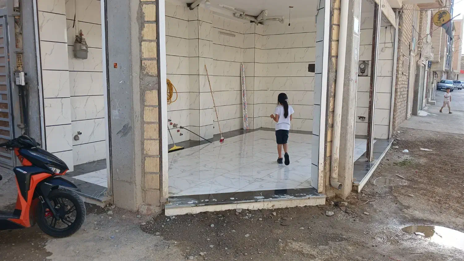 اجاره مغازه|اجارهٔ مغازه و غرفه|خمینیشهر, |دیوار