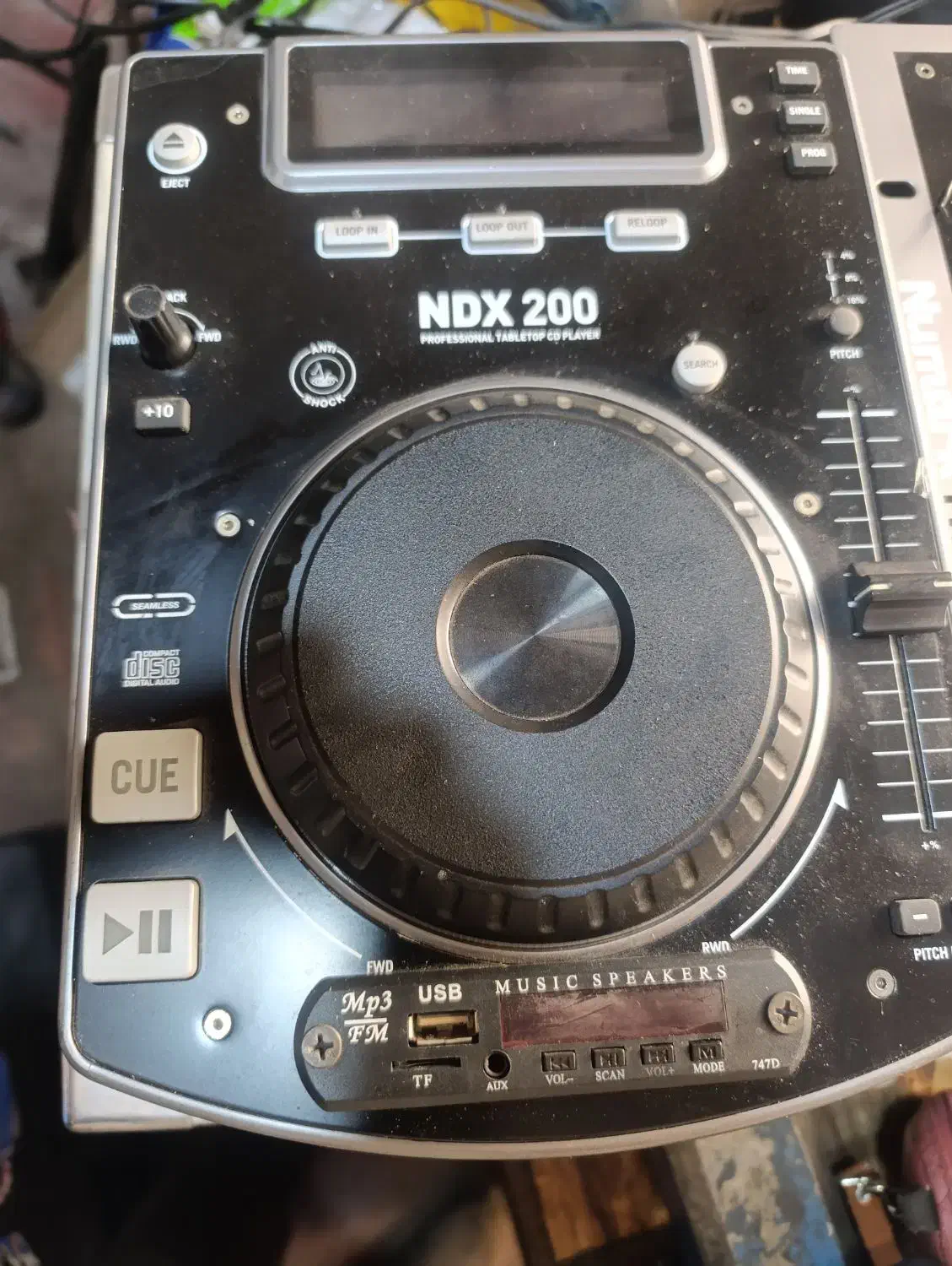 دستگاه دیجی بسیار قوی و صدای خوب|آلات موسیقی|ملایر, |دیوار