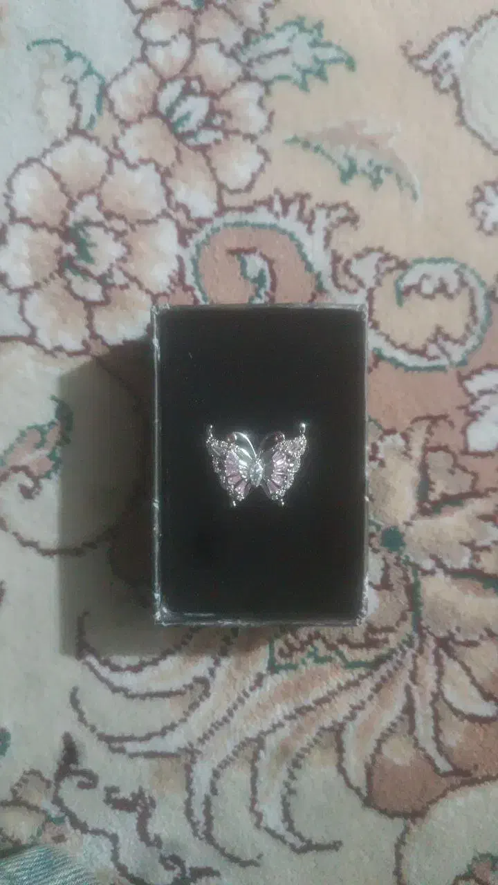 انگشتر مدل پروانه با جعبه کادو|جواهرات|تهران, کیانشهر|دیوار