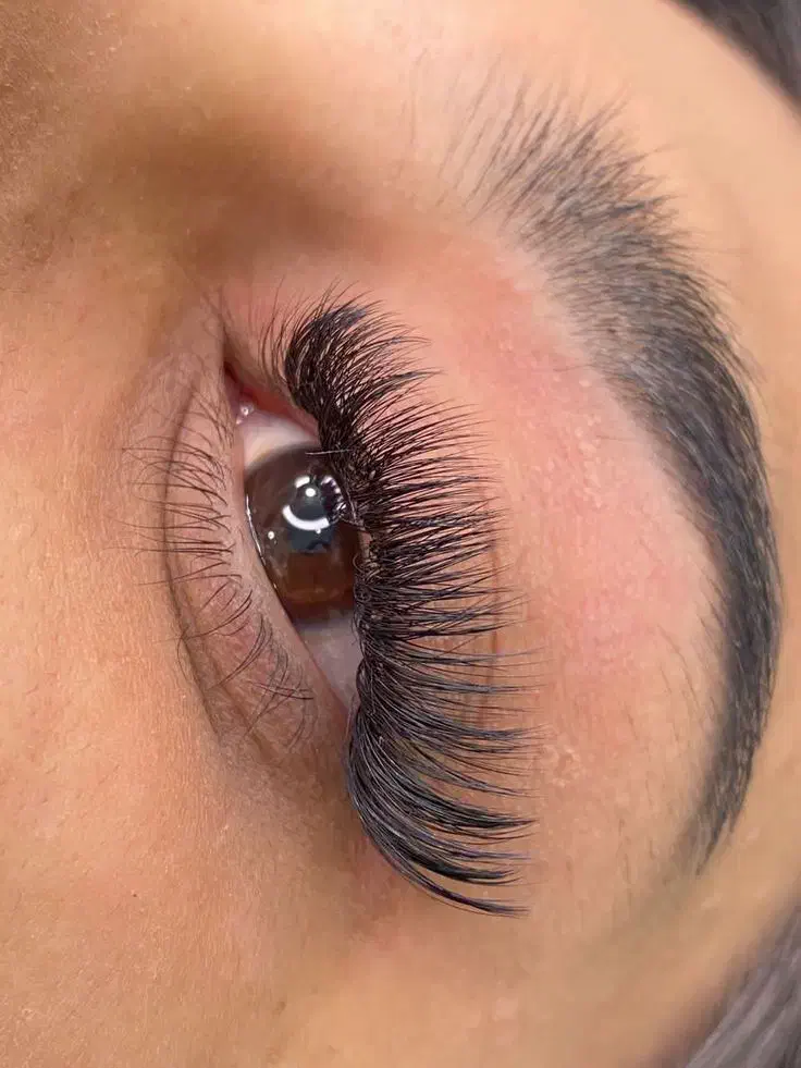 اکستنشن مژه اسپایکی و والیوم فقط 300 و 350 تضمینی|خدمات آرایشگری و زیبایی|مشهد, هنرستان|دیوار