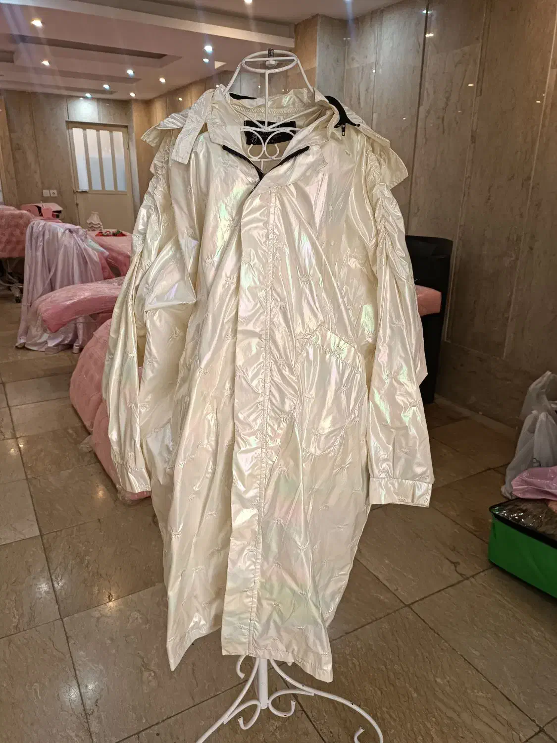 حراج|حراج|اندیشه, اندیشه فاز ۳|دیوار