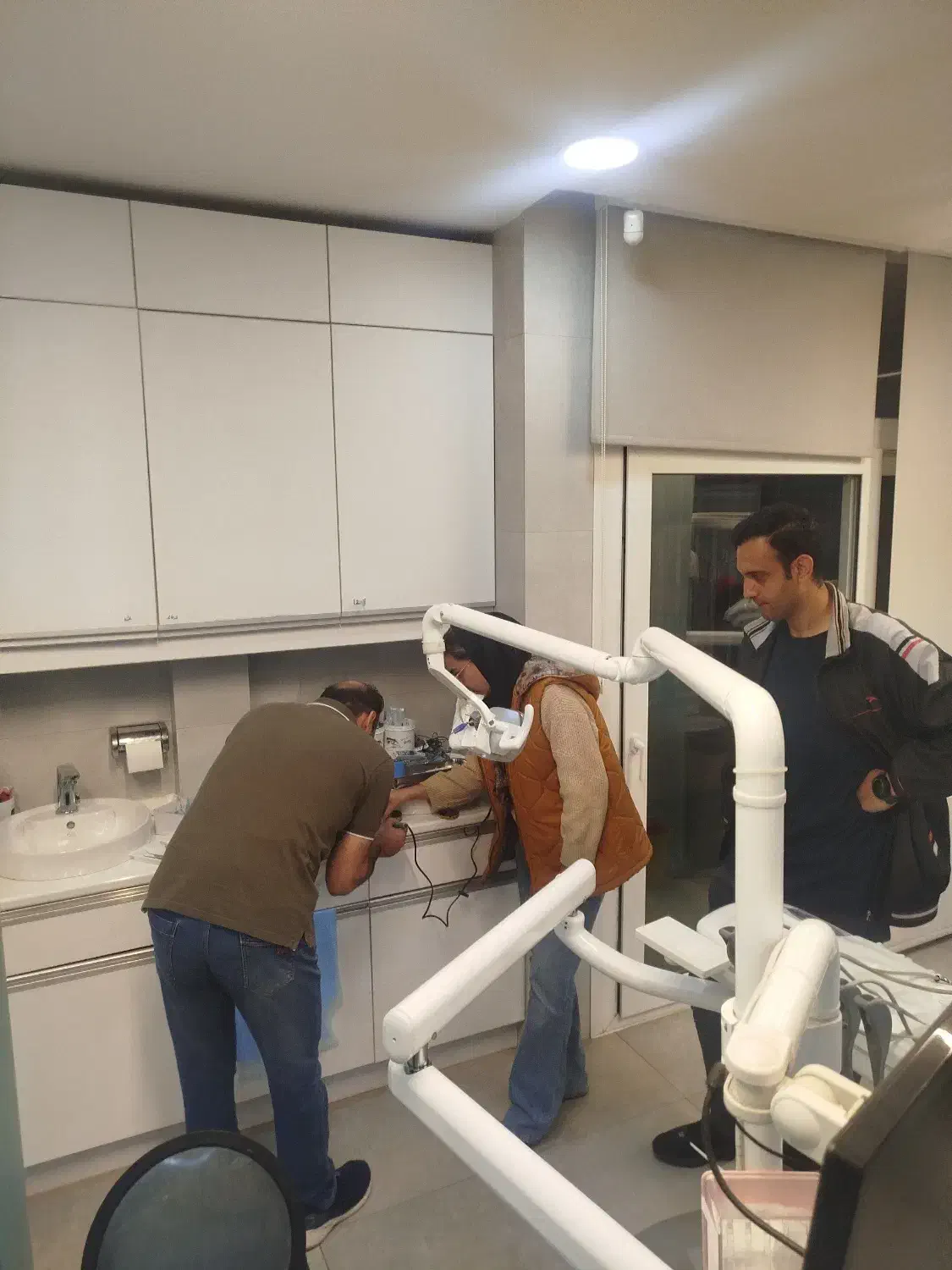 آموزش عملی تعمیر یونیت دندانپزشکی+ورودبه بازارکار|خدمات آموزشی|اصفهان, شهید رجایی|دیوار