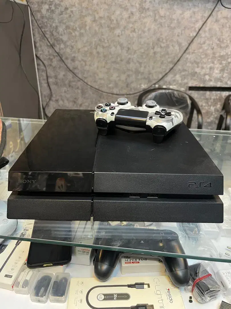 ps4 با fc26  و پلاس|کنسول، بازی ویدئویی و آنلاین|اهواز, کیانپارس |دیوار