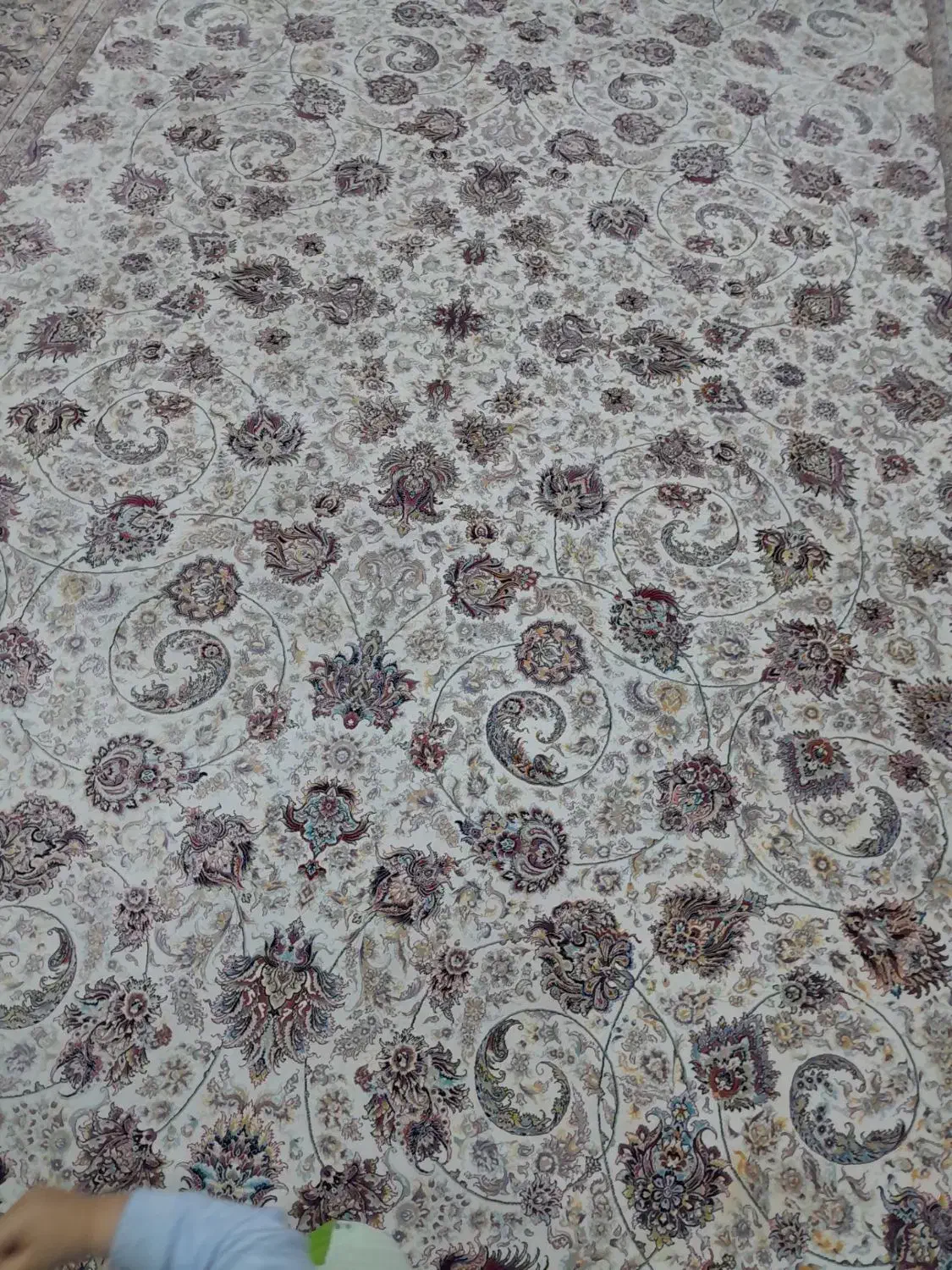 فرش ۹متری افشان در حد نو فارسان|فرش|فارسان, |دیوار