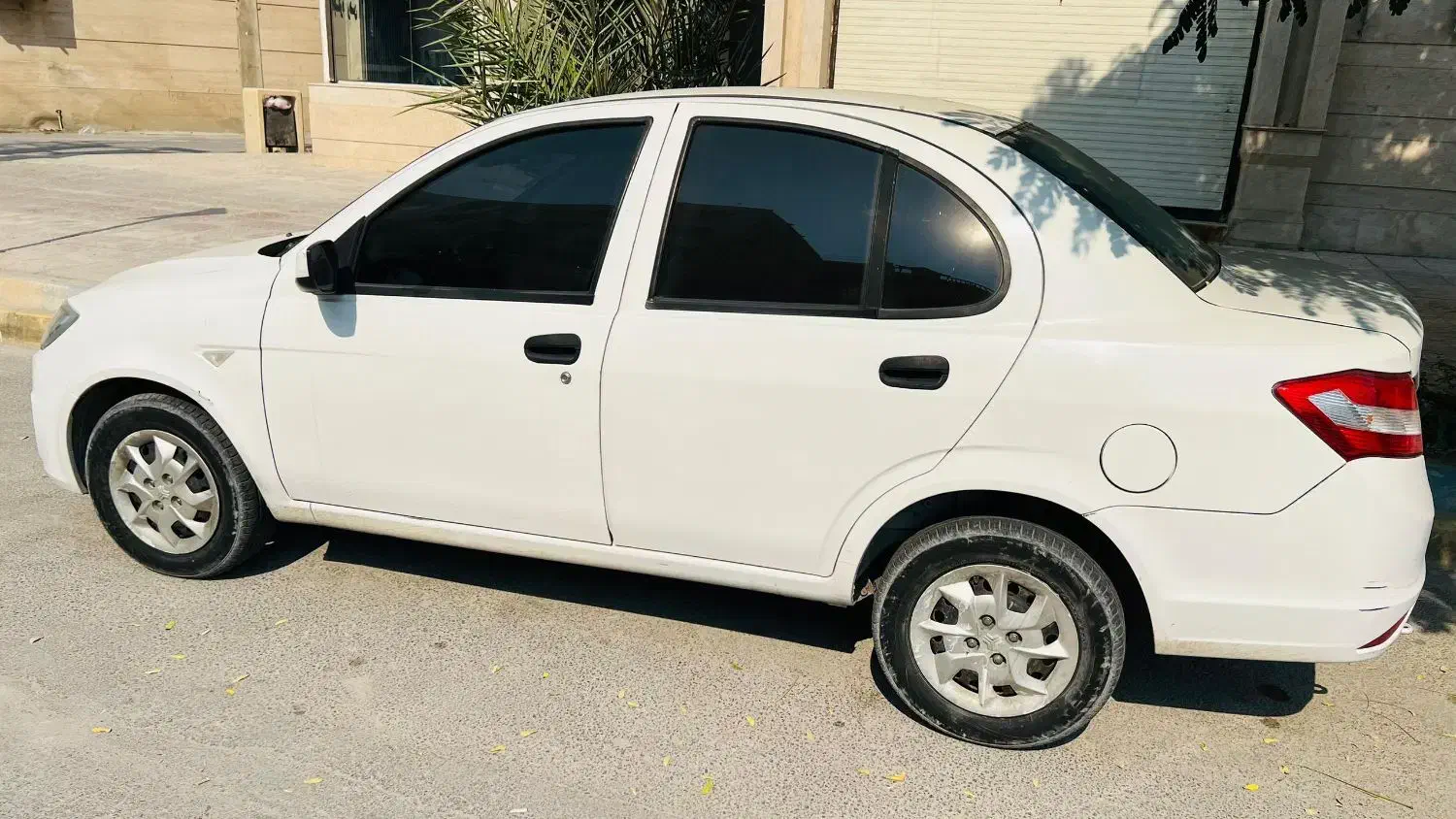 فروش ماشین ساینا مدل ۴۰۰|خودرو سواری و وانت|برازجان, |دیوار