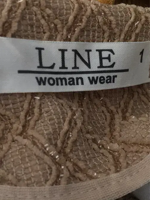 لباس|لباس|اندیشه, اندیشه فاز ۱|دیوار