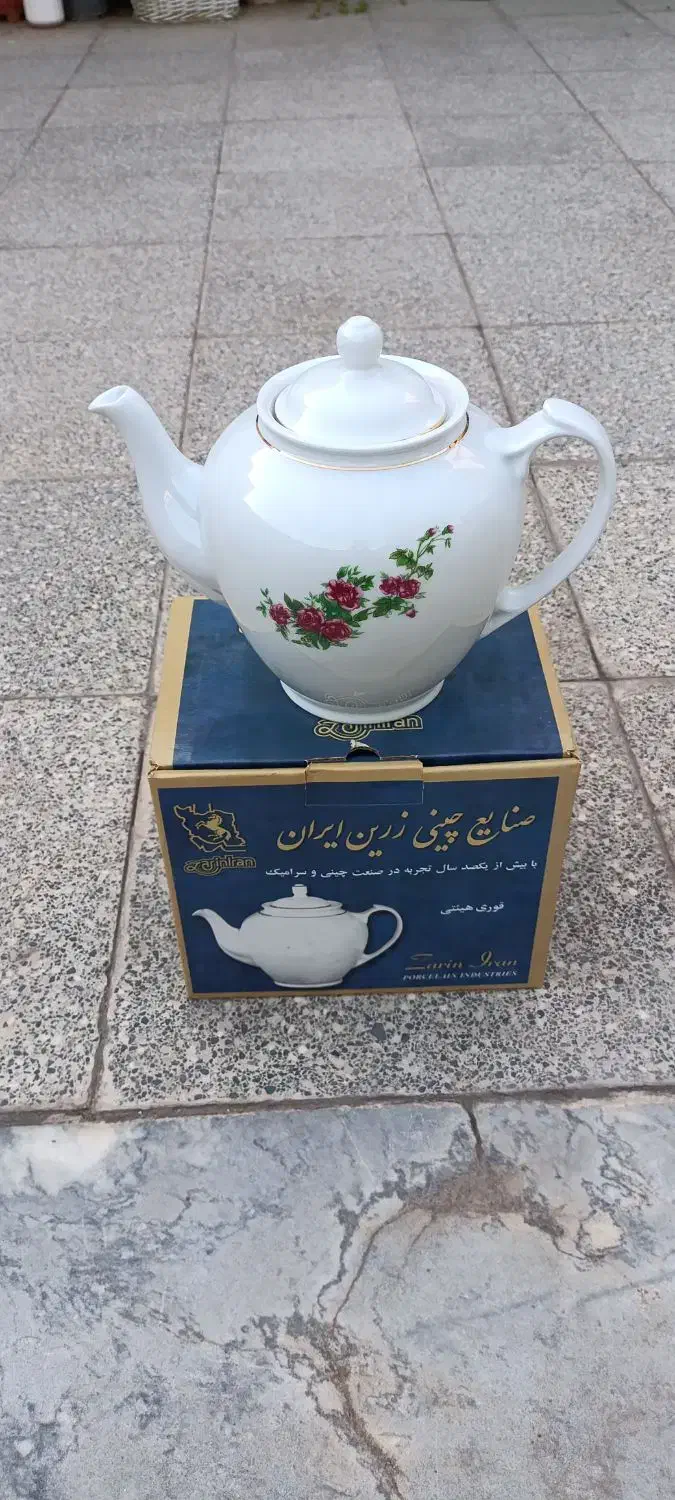 قوری گلسرخی هیئتی زرین|قوری، کتری، قهوه‌ساز دستی|کرمان, |دیوار