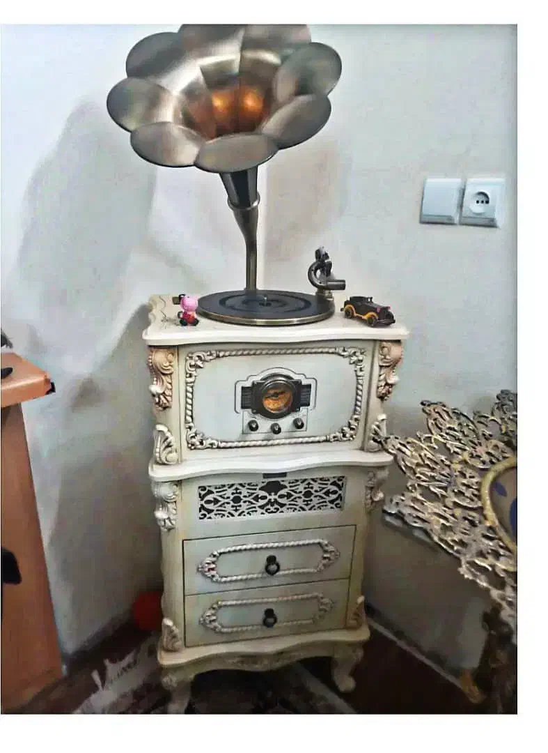 گرامافون|سیستم صوتی خانگی|شاهین‌شهر, حافظ شمالی|دیوار