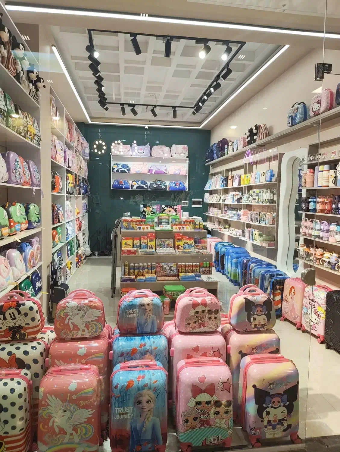 استخدام فروشنده آقا/خانم|استخدام بازاریابی و فروش|تهران, گلستان (شهرک راه آهن)|دیوار