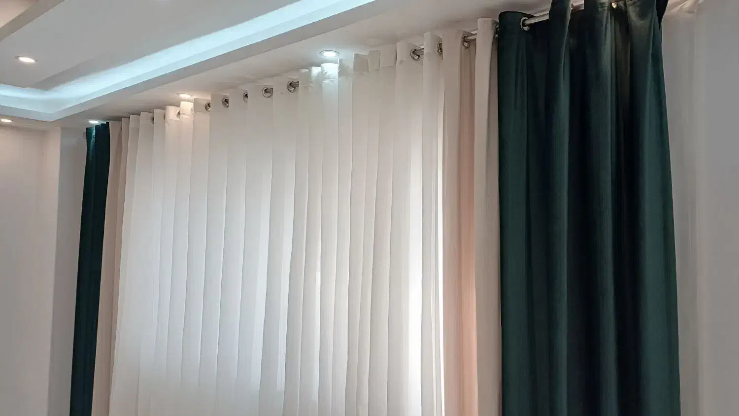 پرده حریر با مخمل کالیفرنیا|پرده، رانر، رومیزی|رشت, پستک|دیوار