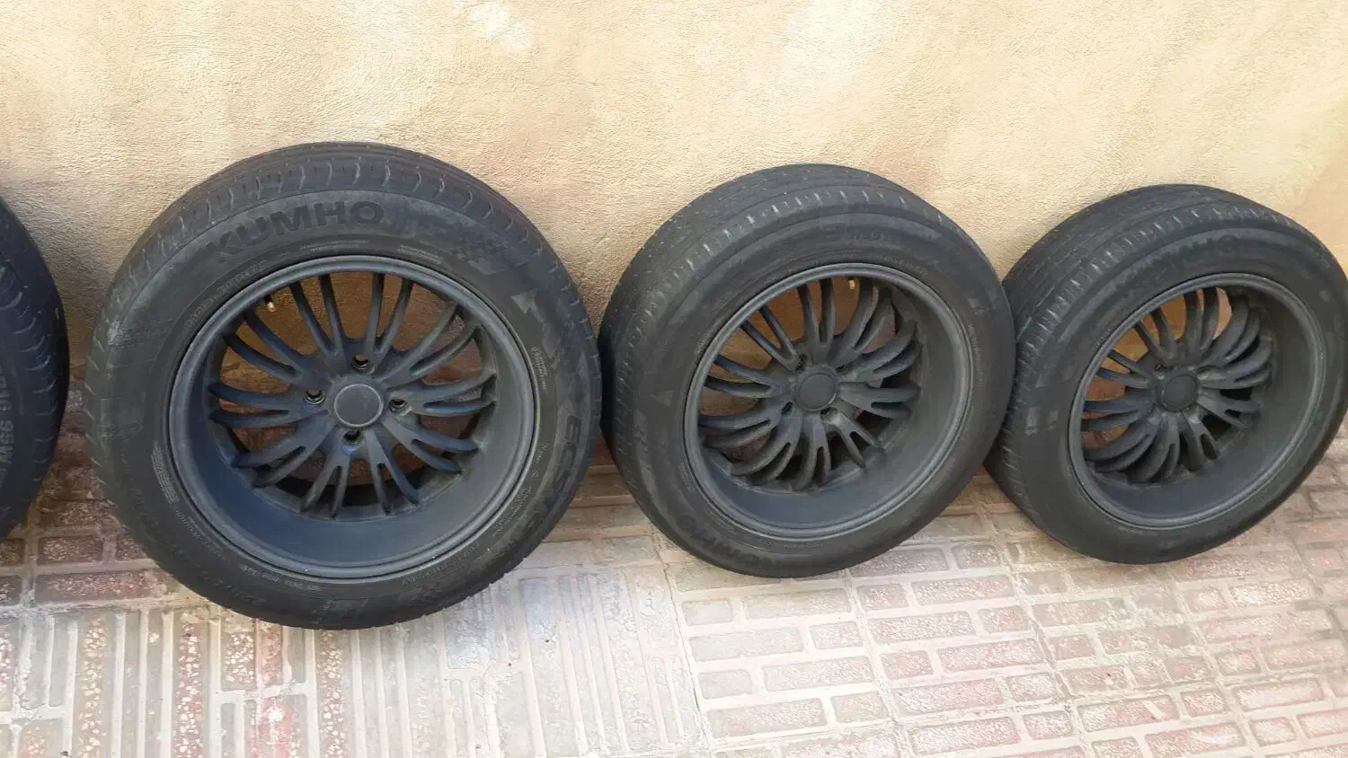 چرخ اسباب بازی|اسباب‌بازی بچه|قروه, |دیوار