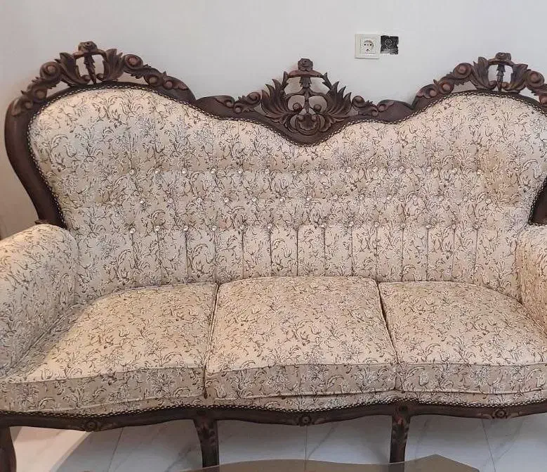 مبلمان ۹ نفره استیل بسیار تمیز|مبلمان خانگی و میز عسلی|اصفهان, جاوان|دیوار