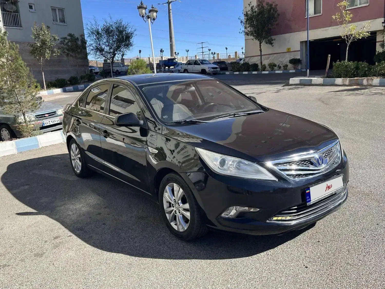 چانگان ایدو مدل ۲۰۱۵|خودرو سواری و وانت|قزوین, |دیوار