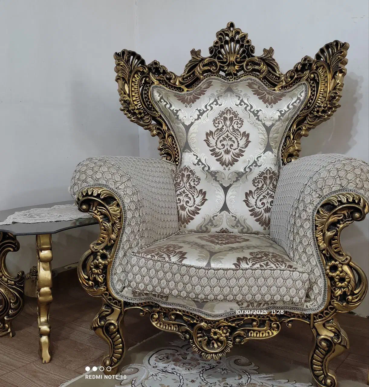 مبل سلطنتی ۷ نفره|مبلمان خانگی و میز عسلی|مرند, |دیوار