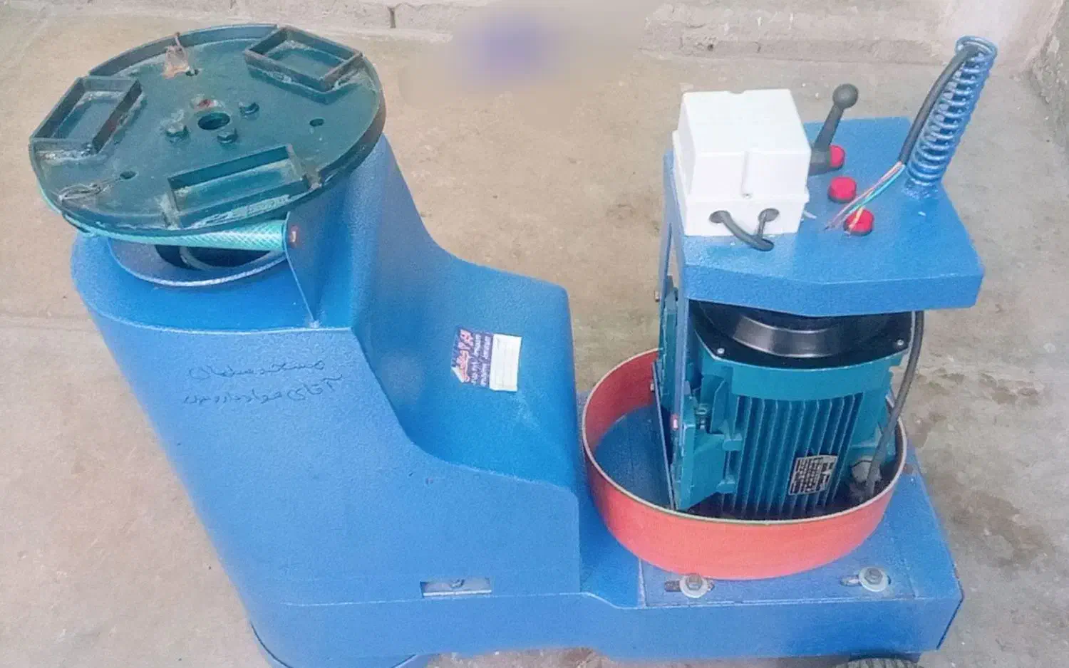 دستگاه کف سابی سه فاز موتوژن 10 اسب بخارکارنکرده|ماشین‌آلات صنعتی|دزفول, |دیوار