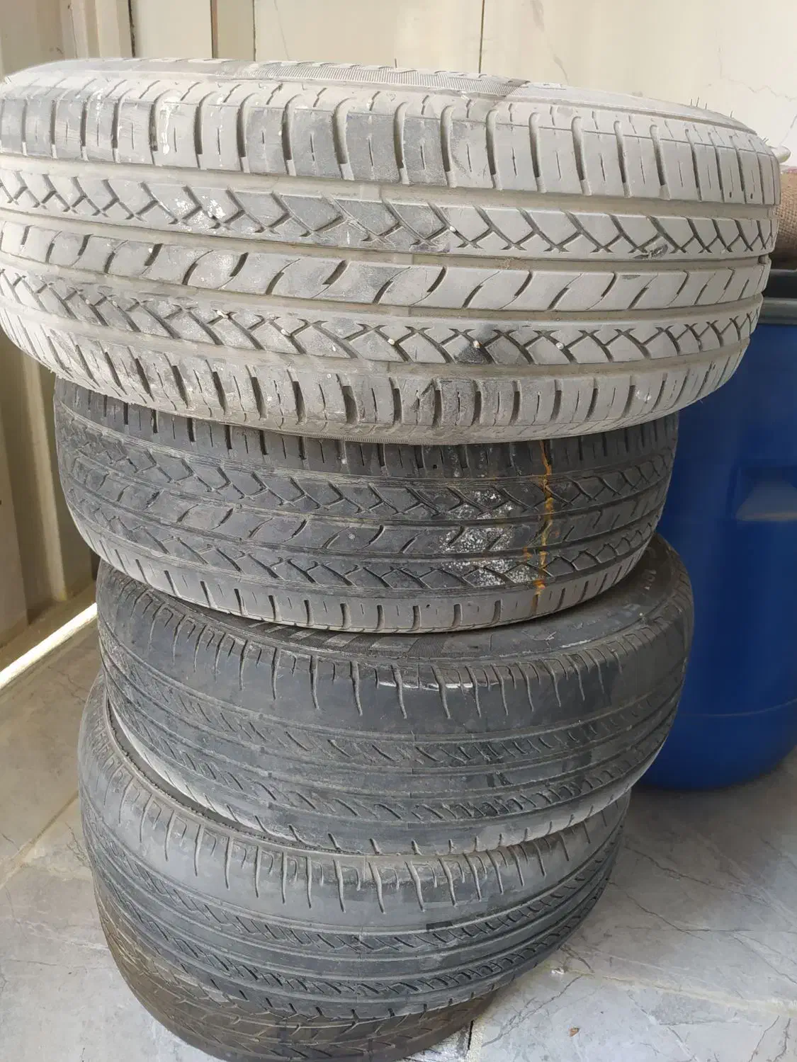 لاستیک|قطعات یدکی و لوازم جانبی|فولادشهر, A6|دیوار