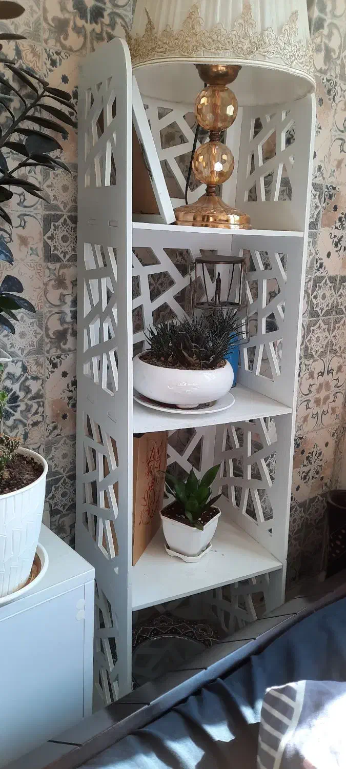 استند زیبا و محکم|کتابخانه، شلف، قفسههای دیواری|اراک, |دیوار