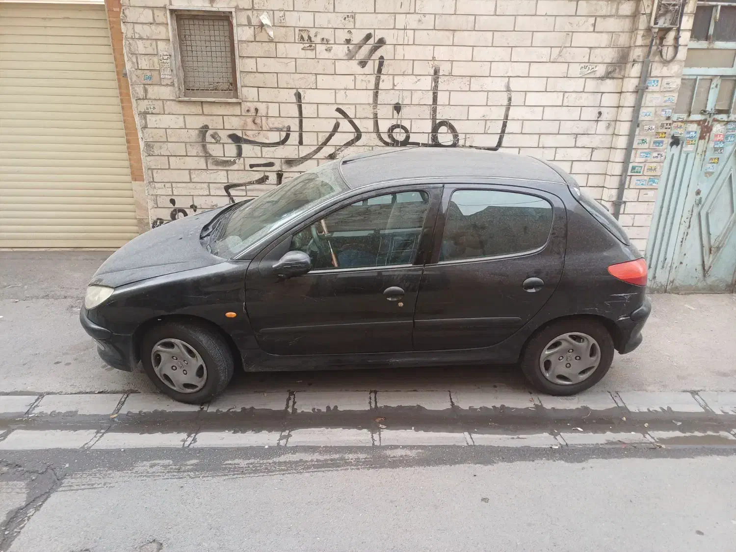 ۲۰۶ مدل ۸۳ تیپ ۳|خودرو سواری و وانت|تهران, باغ خزانه|دیوار