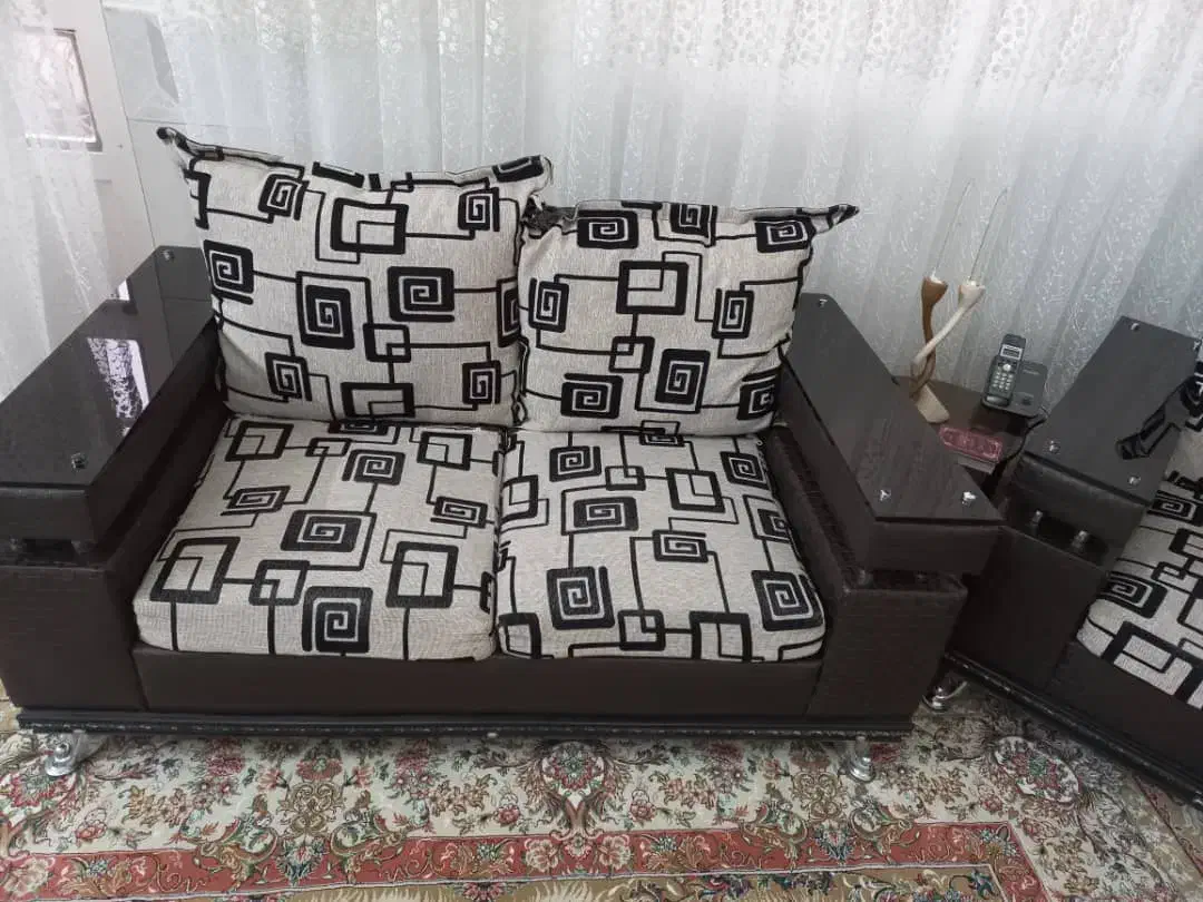 مبل 7 نفره|مبلمان خانگی و میز عسلی|نیشابور, شهرآرا|دیوار