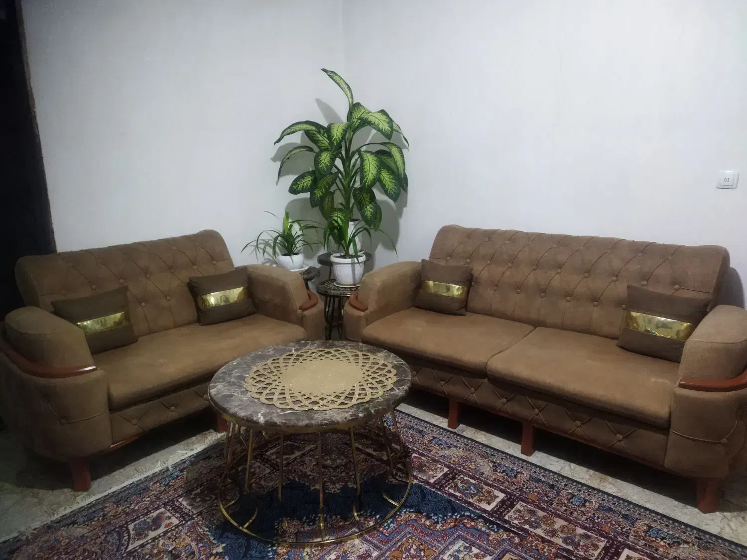 مبل نیو چستر|مبلمان خانگی و میز عسلی|سنندج, |دیوار