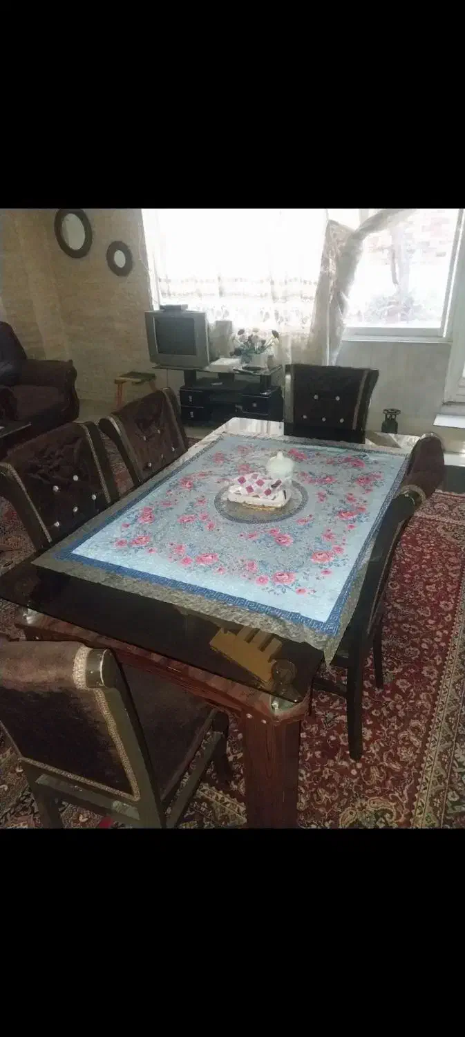 میز ناهارخوری‌|میز و صندلی غذاخوری|گرگان, |دیوار