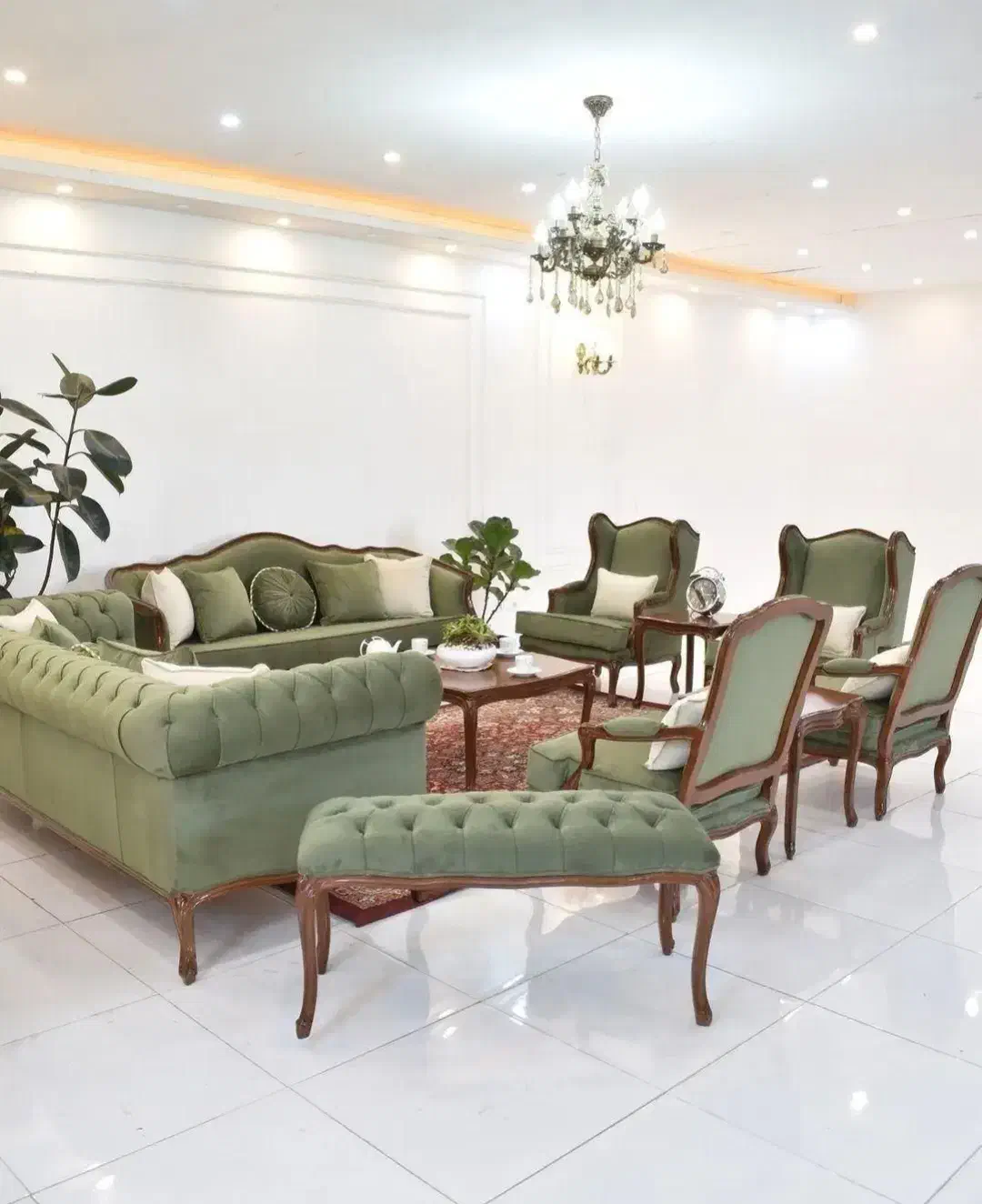 مبل کلاسیک مدل فرانسوی (کوئین) با شرایط اقساط|مبلمان خانگی و میز عسلی|قرچک, پویینک|دیوار
