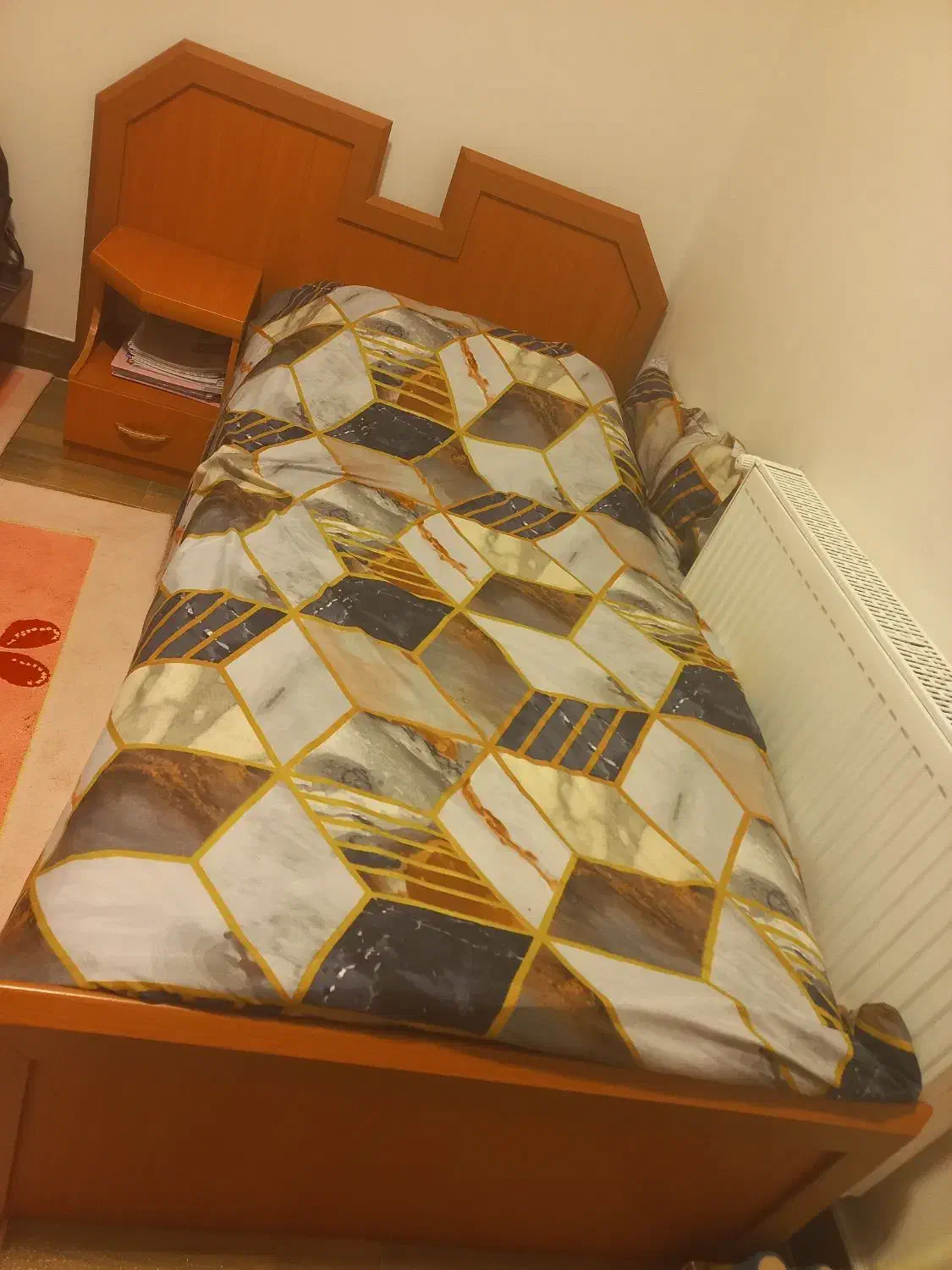 سرویس خواب|تخت و سرویس خواب|ملکان, |دیوار