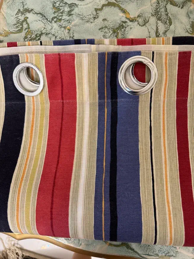 ۲ عدد والان پرده پانچ در حد نو|پرده، رانر، رومیزی|تهران, سازمان برنامه جنوبی|دیوار