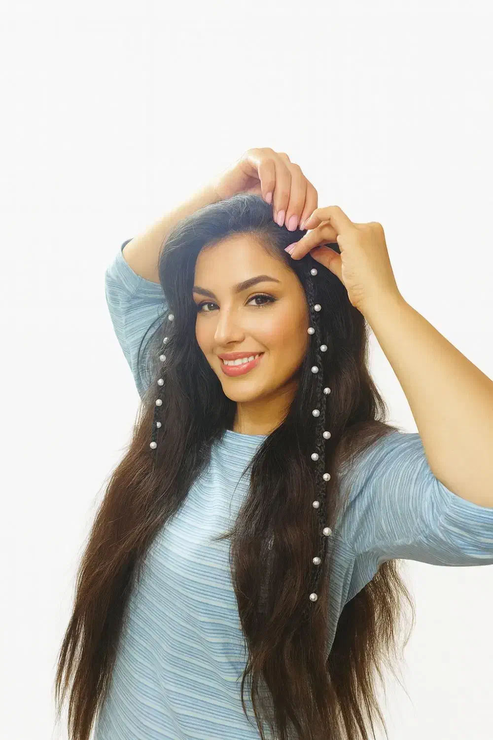 ریسه ی مرواریدی برای تزیین مو|زیورآلات و اکسسوری|فولادشهر, B5|دیوار