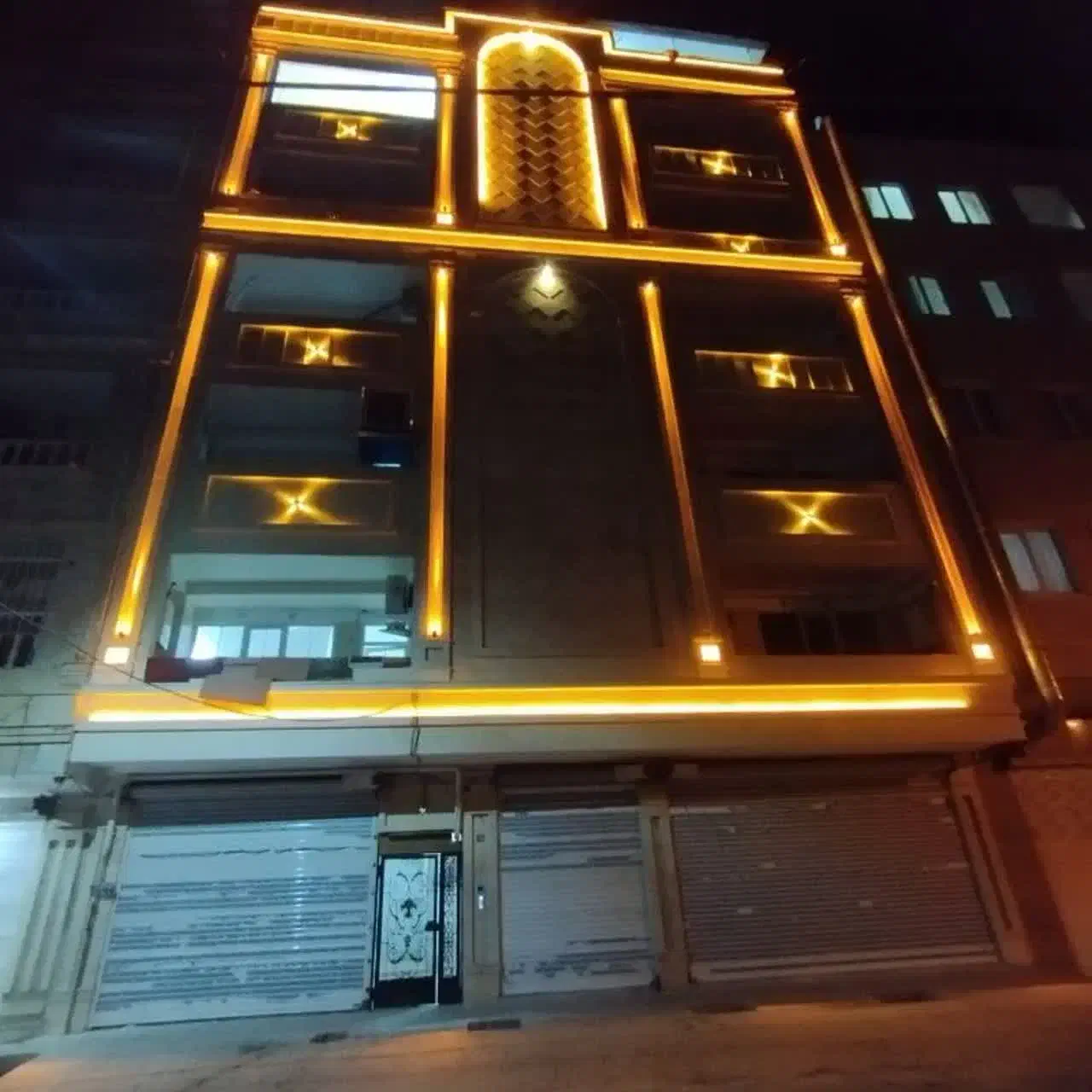 همخونه آقا نیازمندیم|اجارهٔ آپارتمان|تهران, تهرانسر شرقی|دیوار