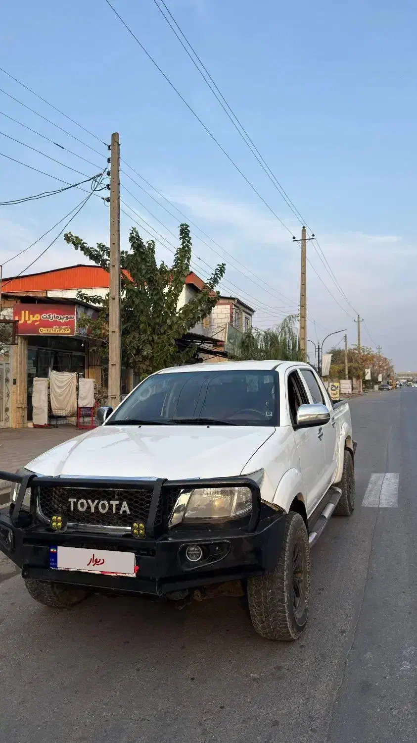 خودروی تویوتا هایلوکس|خودرو سواری و وانت|گرگان, |دیوار