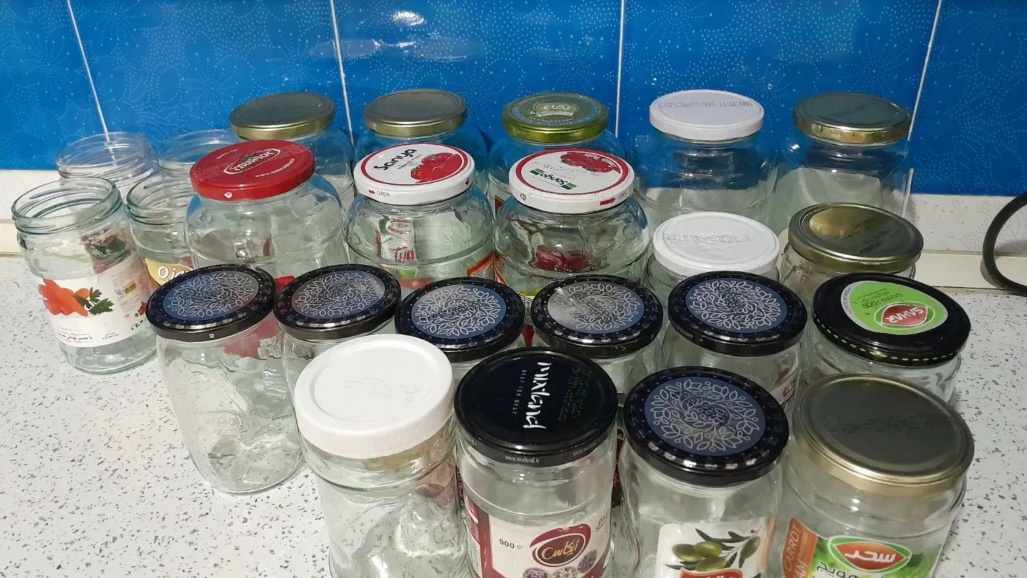 شیشه رب سالم در سایز بزرگ و کوچک|ظروف نگهدارنده، پلاستیکی، یکبارمصرف|تبریز, |دیوار